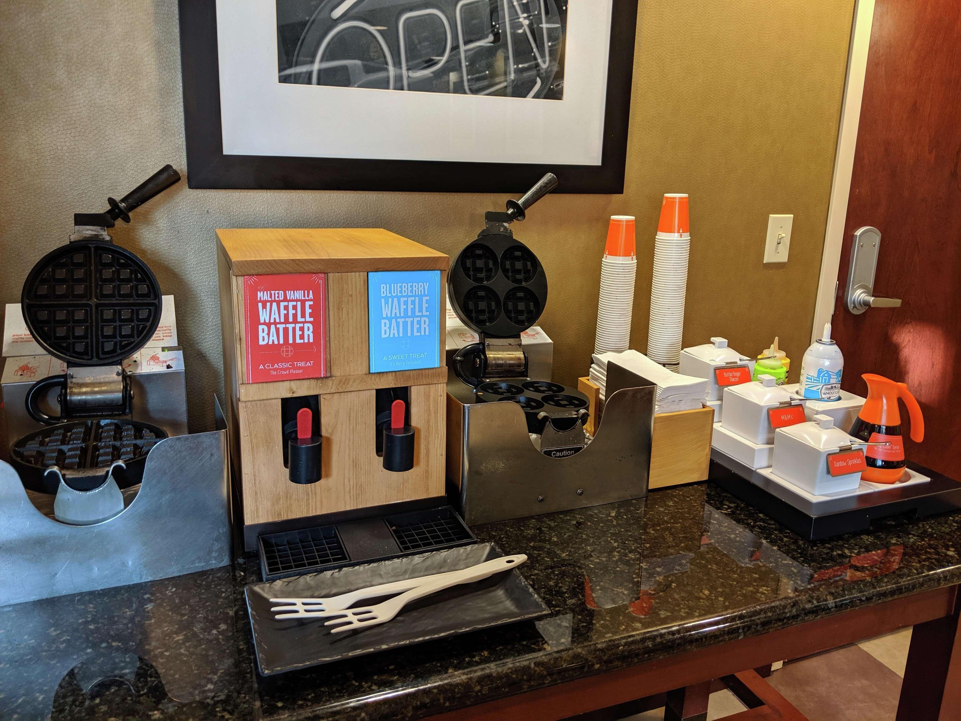 ווסט צ'סטר Hampton Inn & Suites Cincinnati-Union Centre מראה חיצוני תמונה
