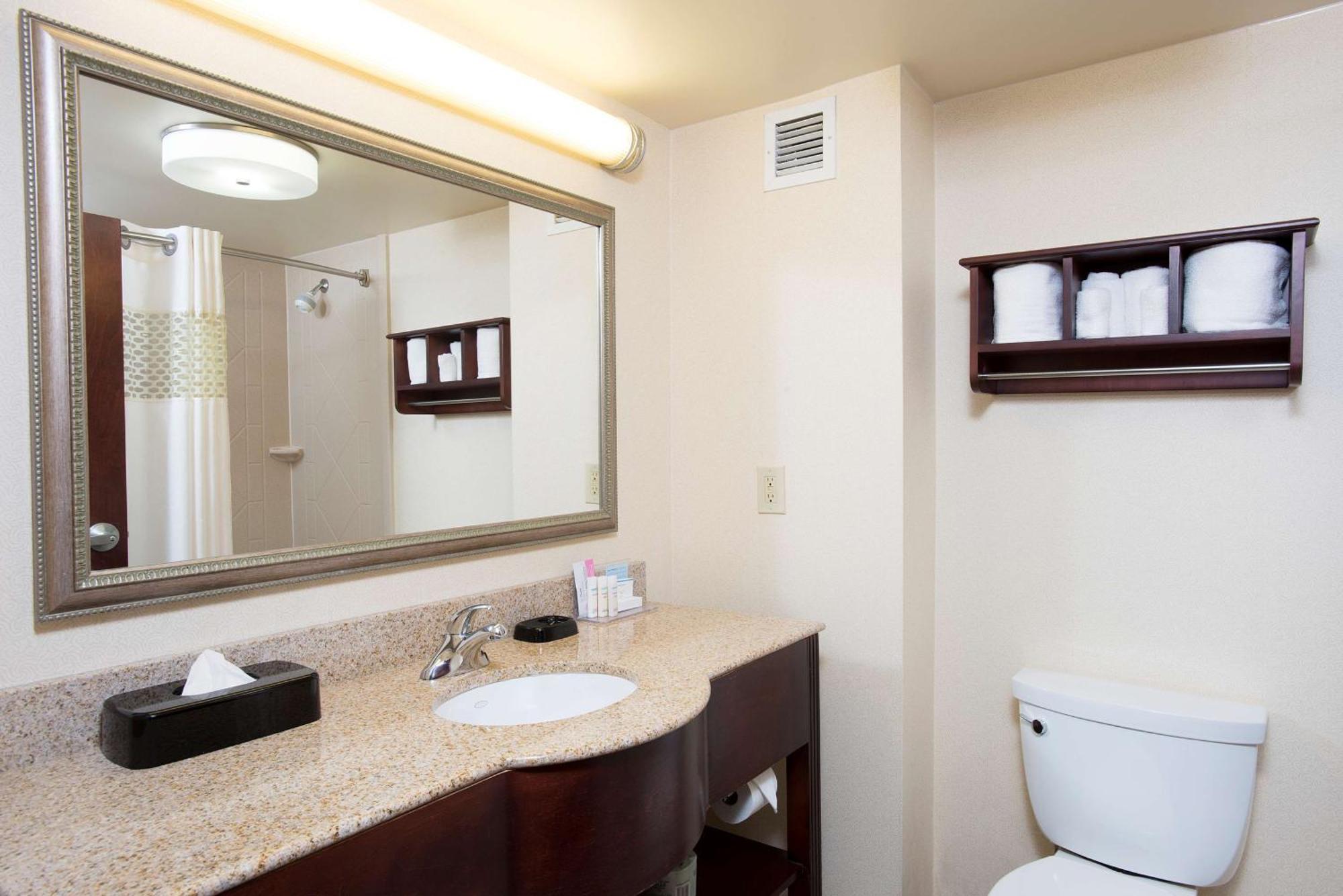 ווסט צ'סטר Hampton Inn & Suites Cincinnati-Union Centre מראה חיצוני תמונה