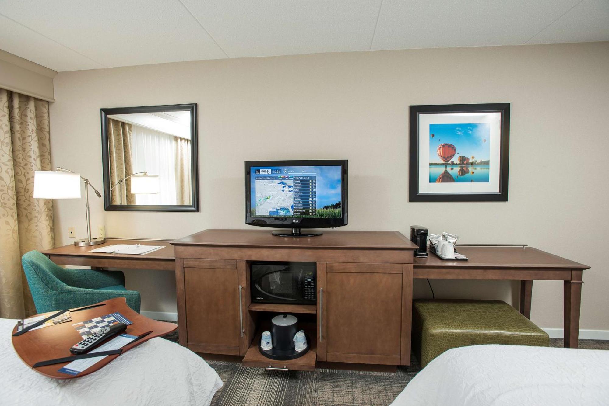 ווסט צ'סטר Hampton Inn & Suites Cincinnati-Union Centre מראה חיצוני תמונה